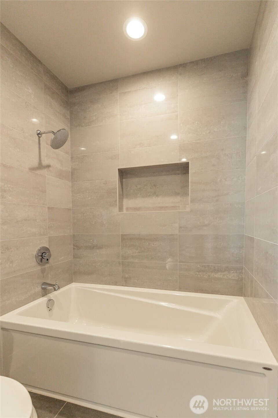 402 E Heatherstone Court, Ellensburg, WA 98926