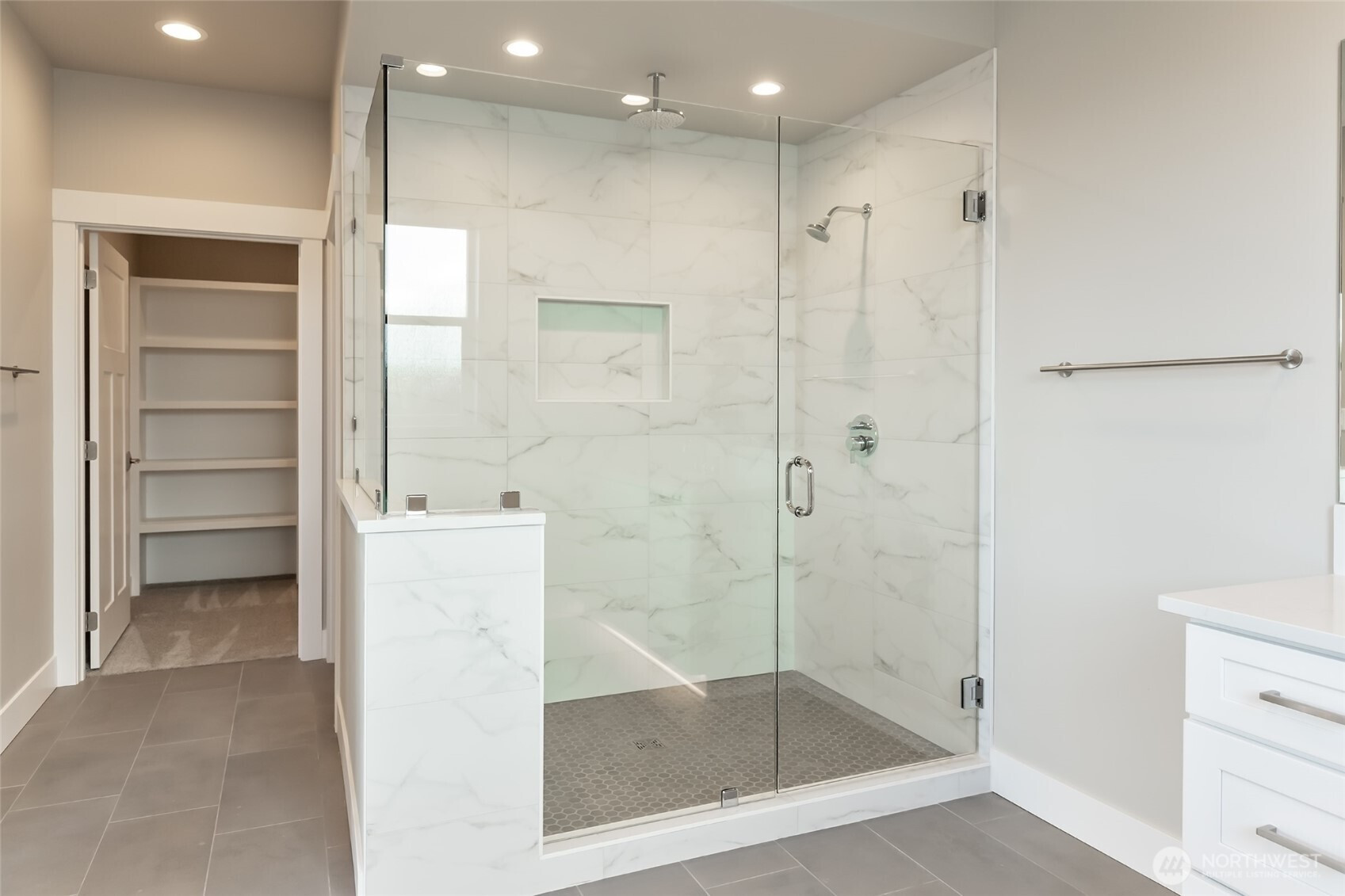 402 E Heatherstone Court, Ellensburg, WA 98926