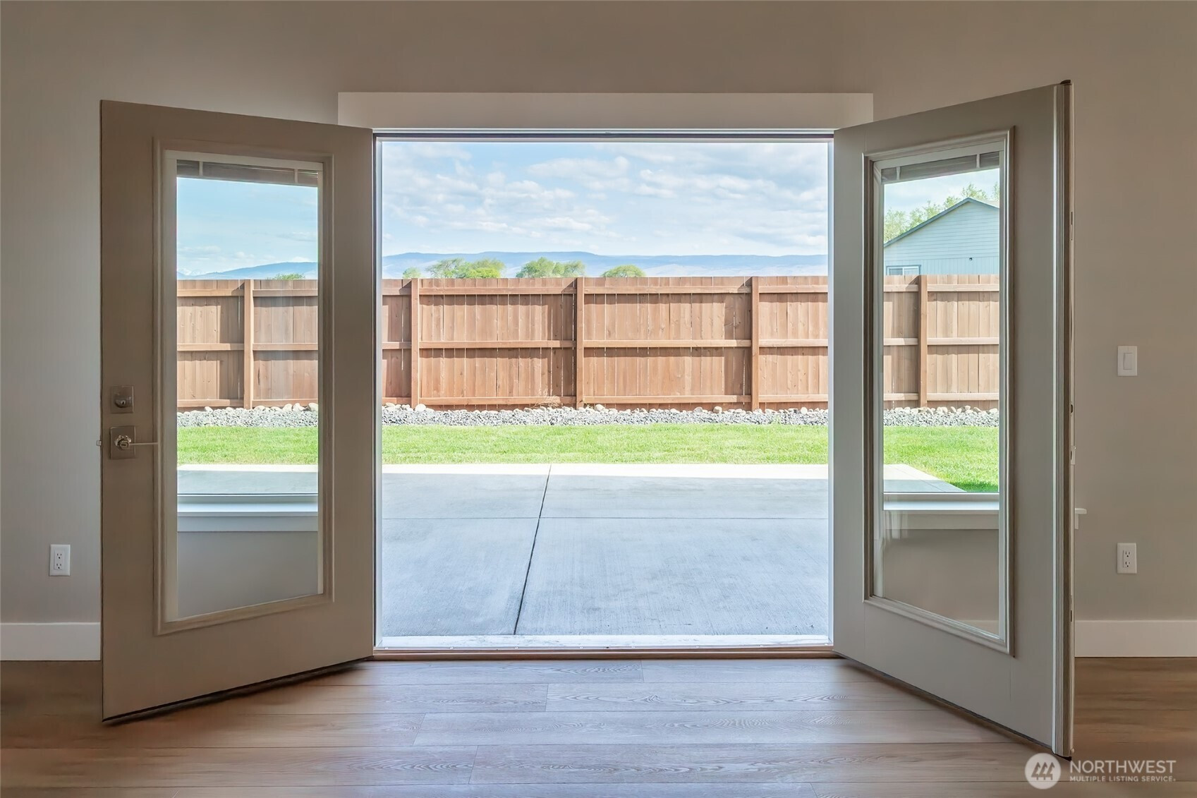 402 E Heatherstone Court, Ellensburg, WA 98926