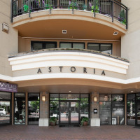 10047 Main Street, Bellevue, WA 98004