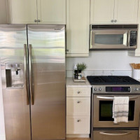 10047 Main Street, Bellevue, WA 98004