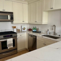 10047 Main Street, Bellevue, WA 98004