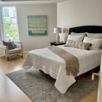 10047 Main Street, Bellevue, WA 98004