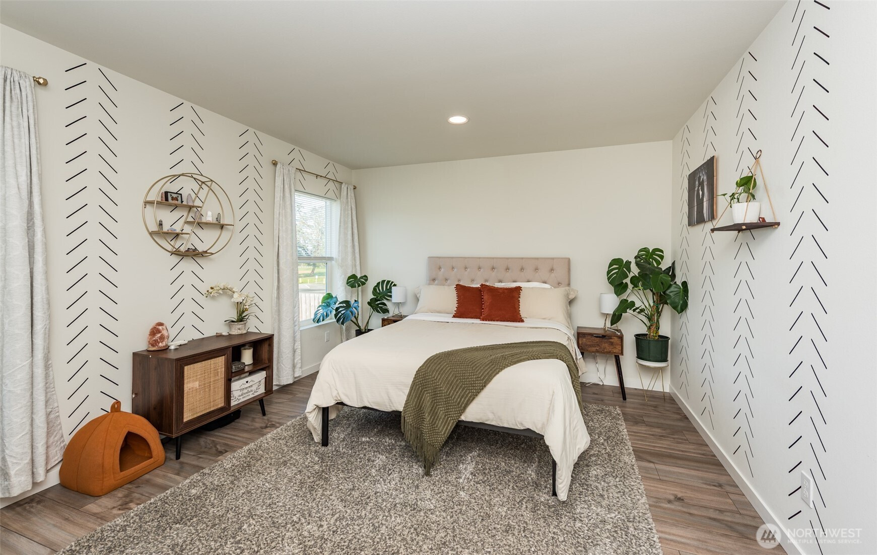 804 F, Port Angeles, WA 98363