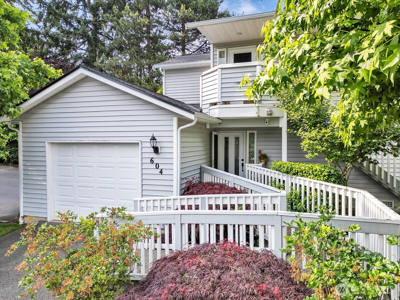 2218 S 336th Street, Federal Way, WA 98003