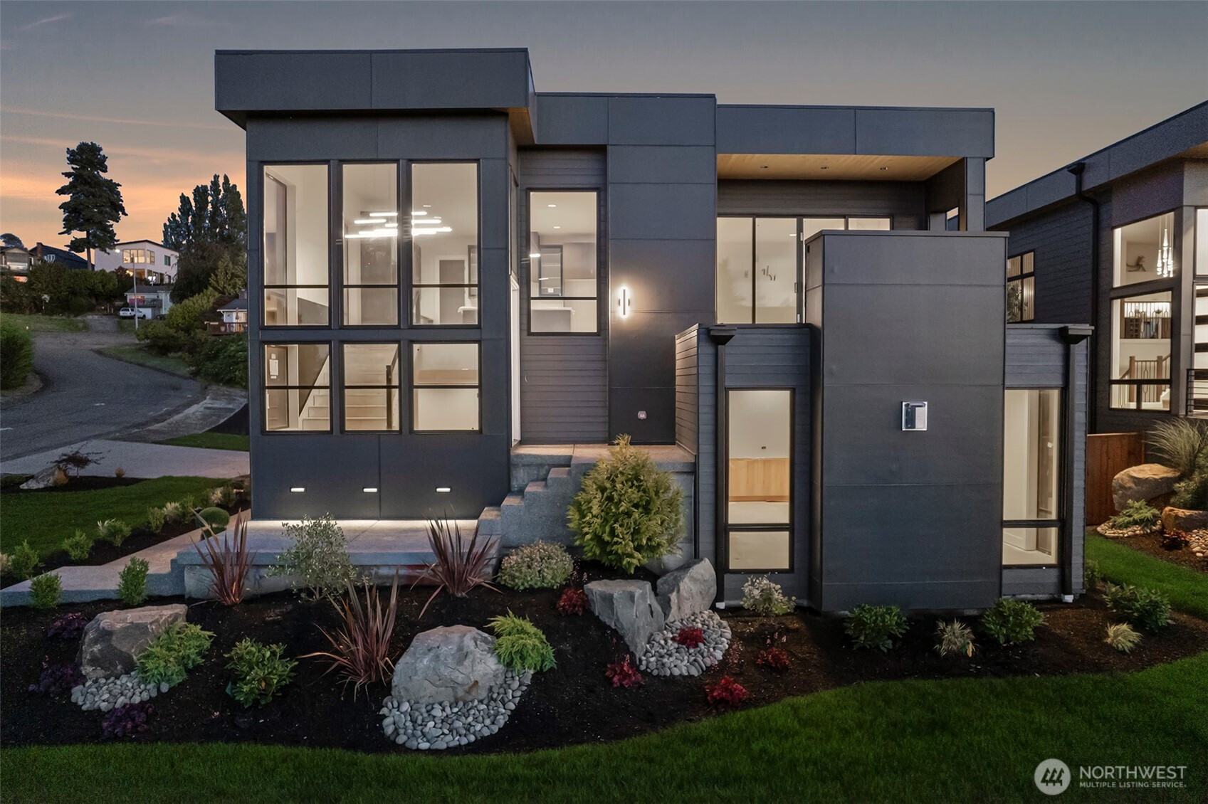 1422 Sequalish Street, Steilacoom, WA 98388