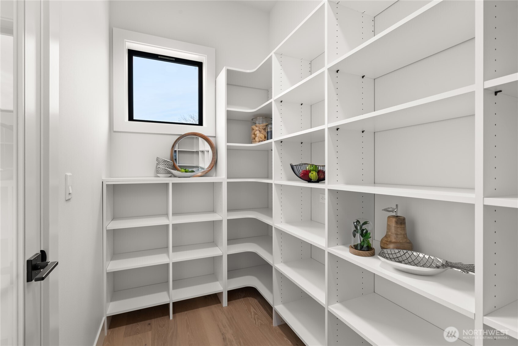 1422 Sequalish Street, Steilacoom, WA 98388