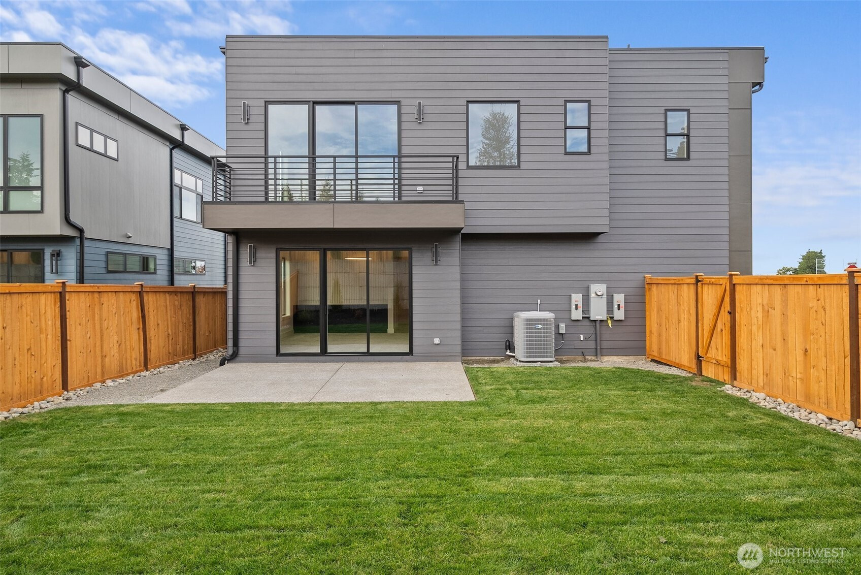 1422 Sequalish Street, Steilacoom, WA 98388