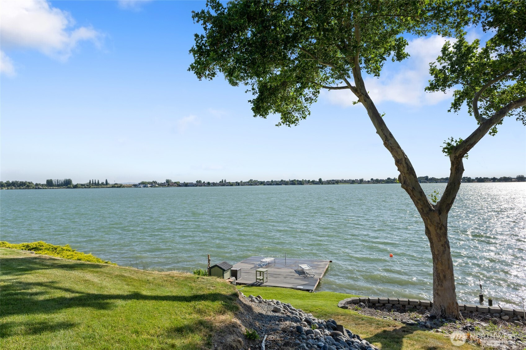 2102 NE Elgin Road, Moses Lake, WA 98837