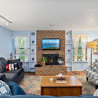 4136 Highline Drive SE, Olympia, WA 98501