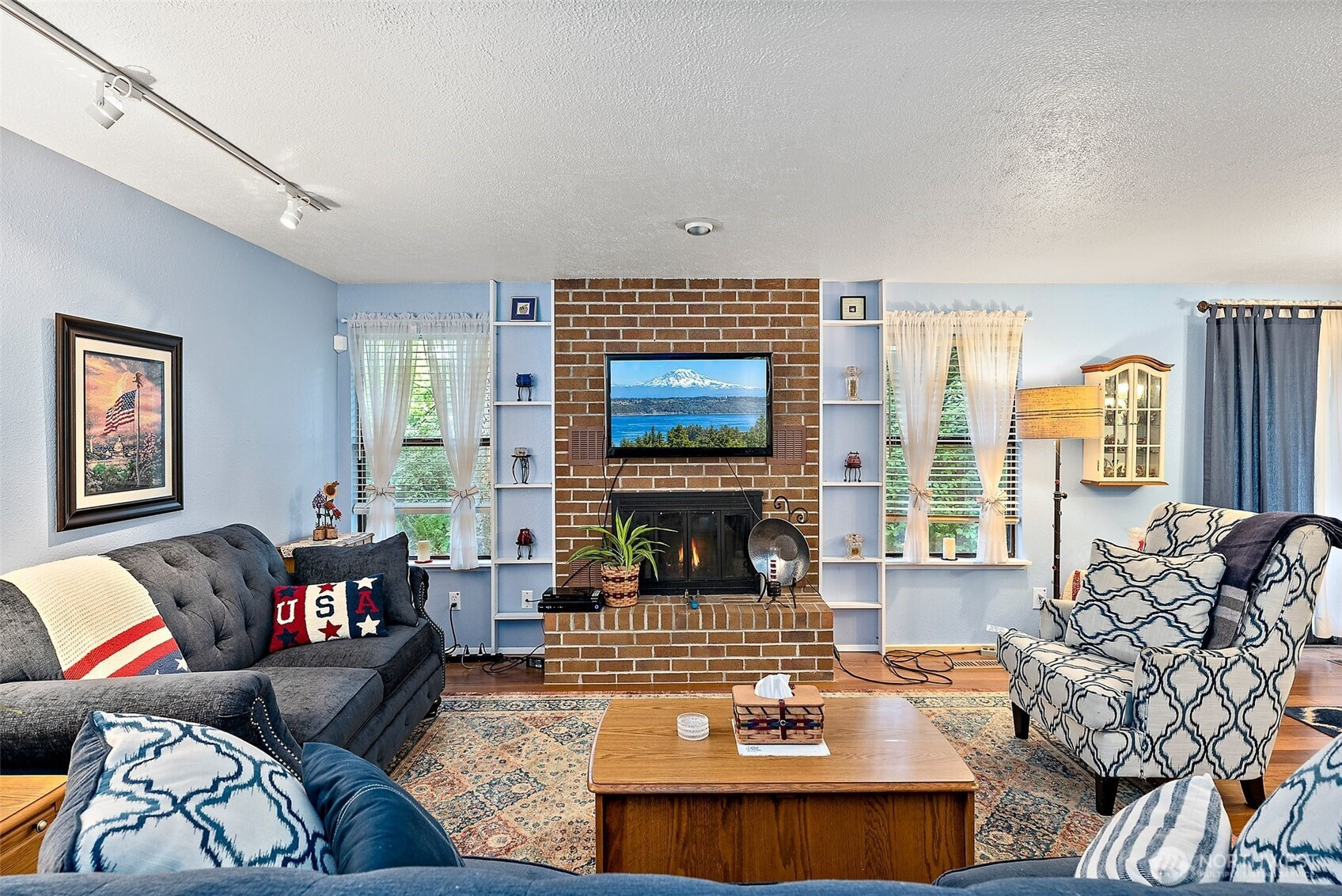 4136 Highline Drive SE, Olympia, WA 98501