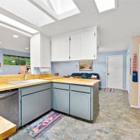 4136 Highline Drive SE, Olympia, WA 98501