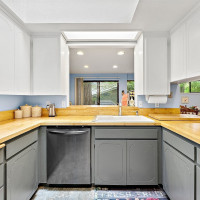 4136 Highline Drive SE, Olympia, WA 98501