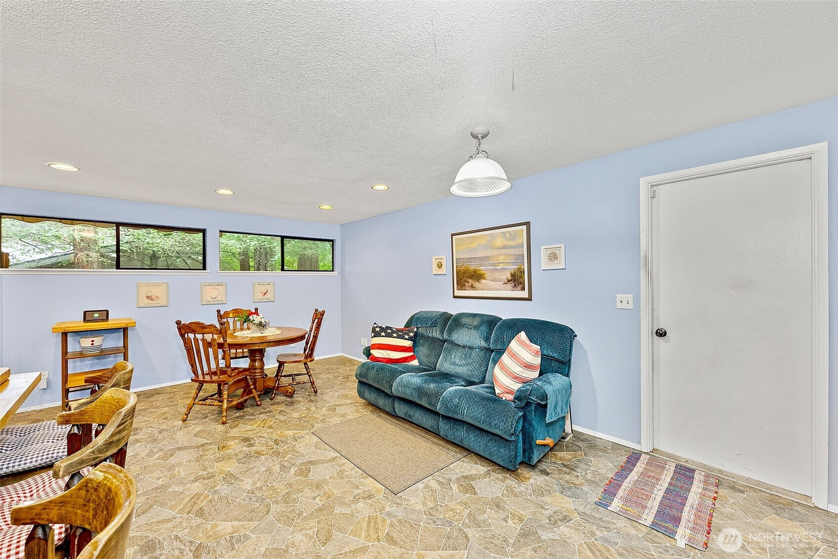 4136 Highline Drive SE, Olympia, WA 98501