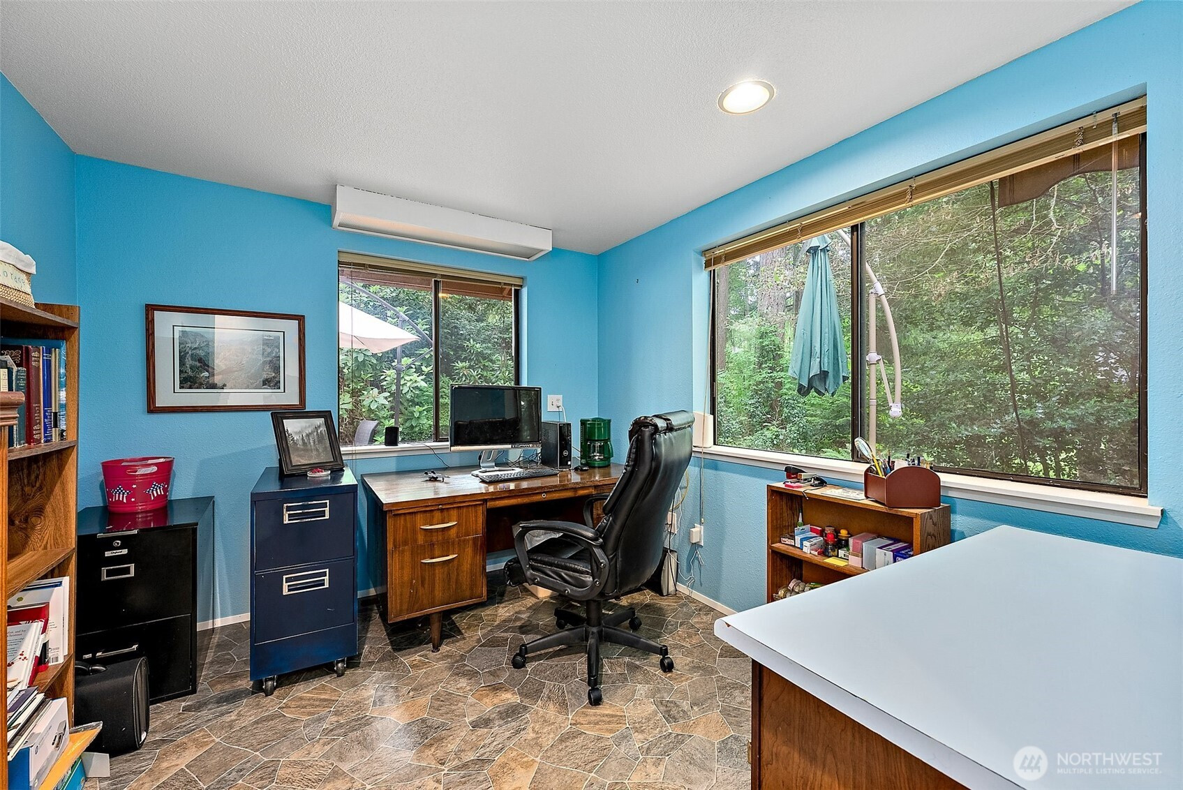 4136 Highline Drive SE, Olympia, WA 98501