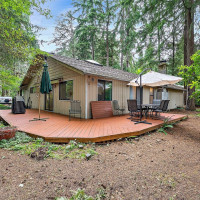 4136 Highline Drive SE, Olympia, WA 98501