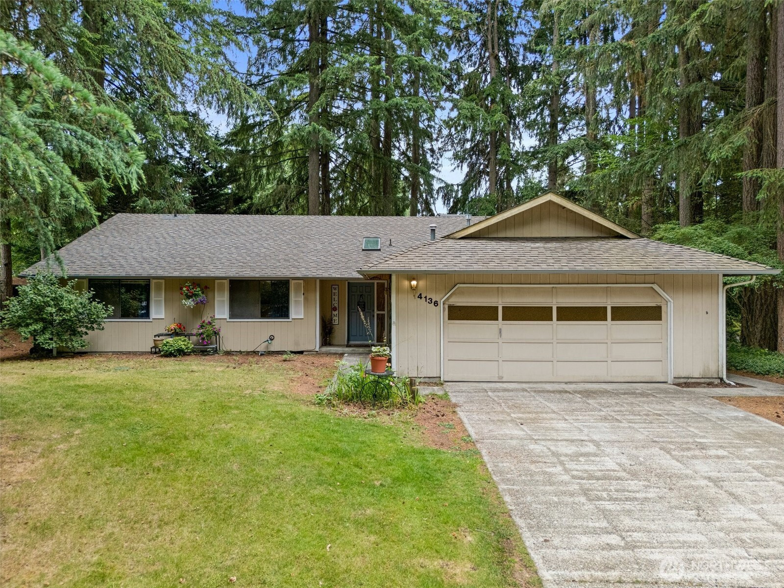 4136 Highline Drive SE, Olympia, WA 98501