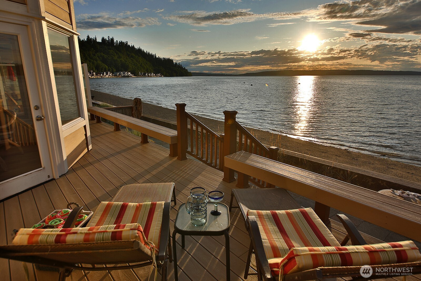 2267 Eastpoint Drive, Langley, WA 98260