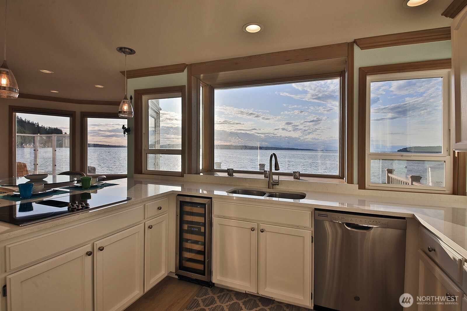 2267 Eastpoint Drive, Langley, WA 98260