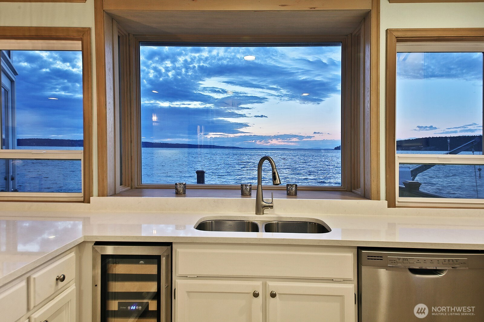 2267 Eastpoint Drive, Langley, WA 98260