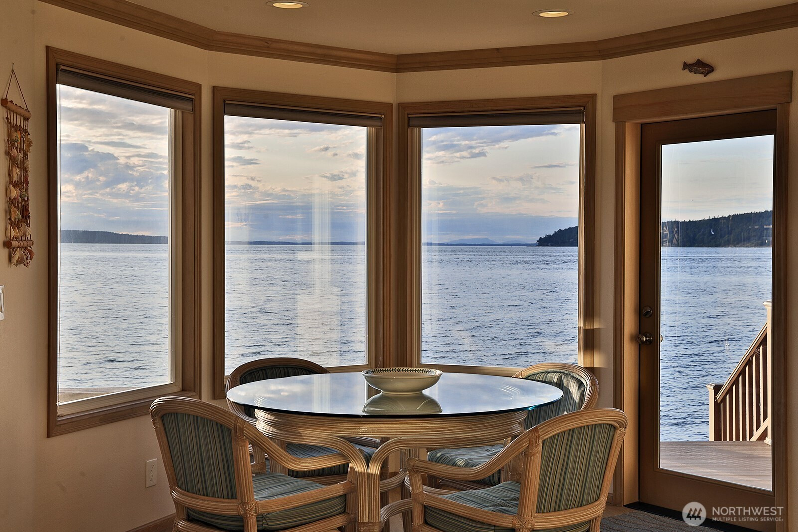 2267 Eastpoint Drive, Langley, WA 98260