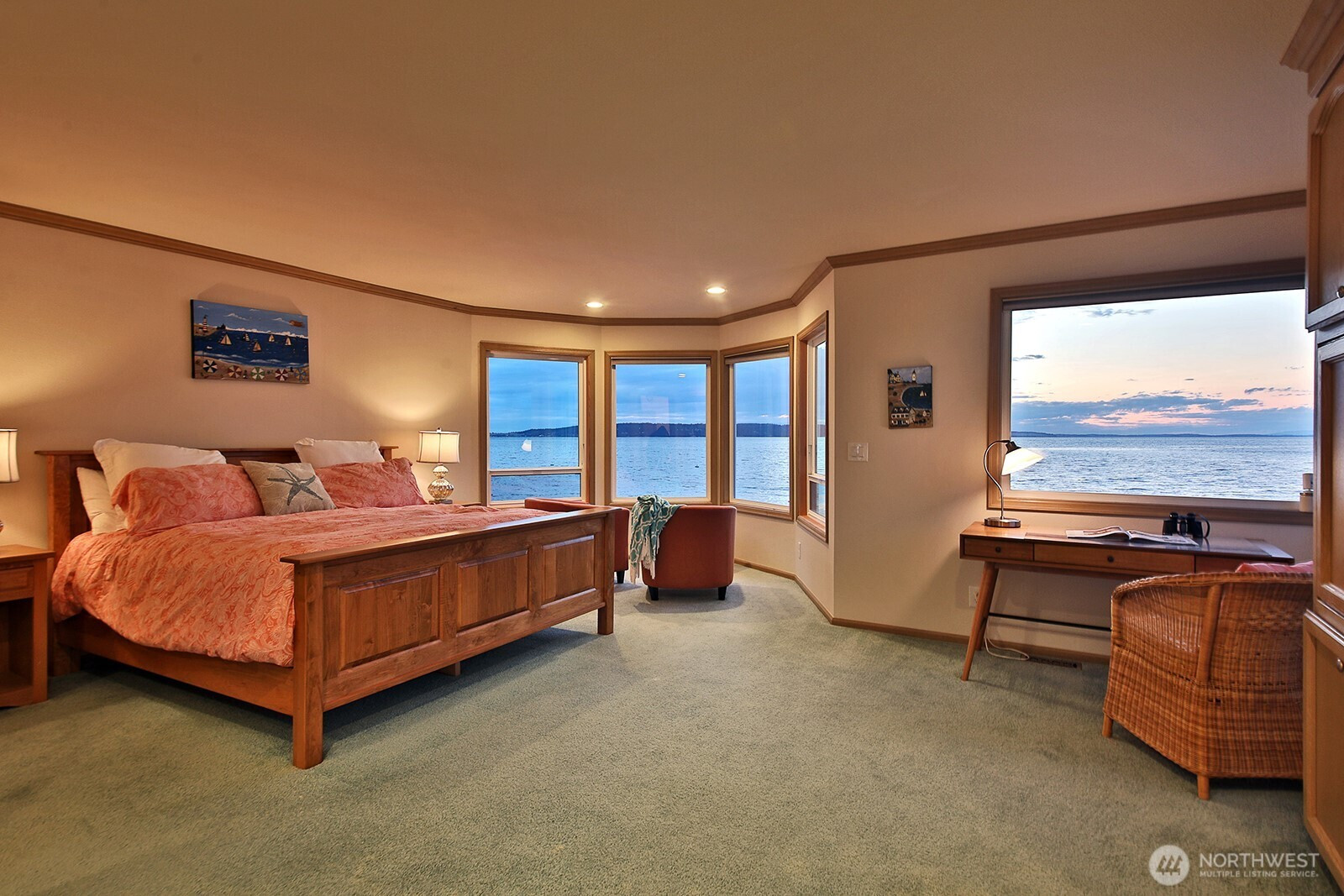 2267 Eastpoint Drive, Langley, WA 98260