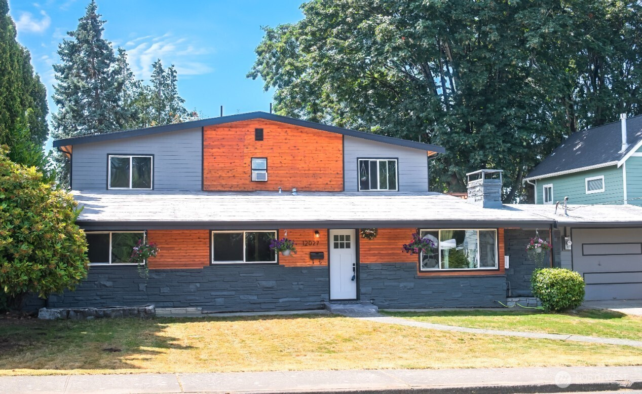 12027 78th Avenue S, Seattle, WA 98178