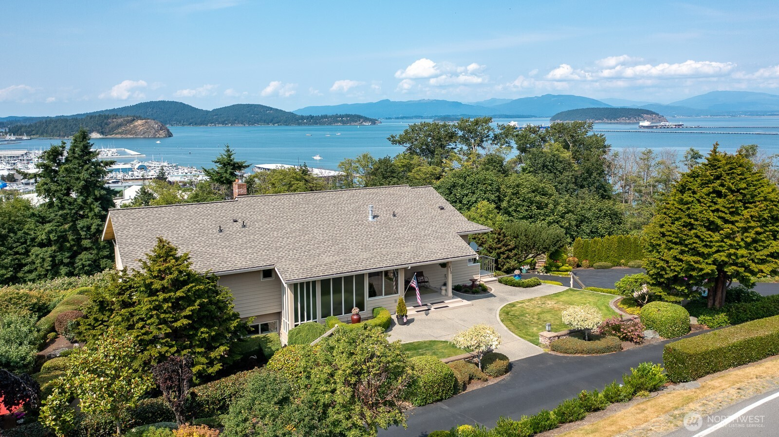 410 38th Street, Anacortes, WA 98221