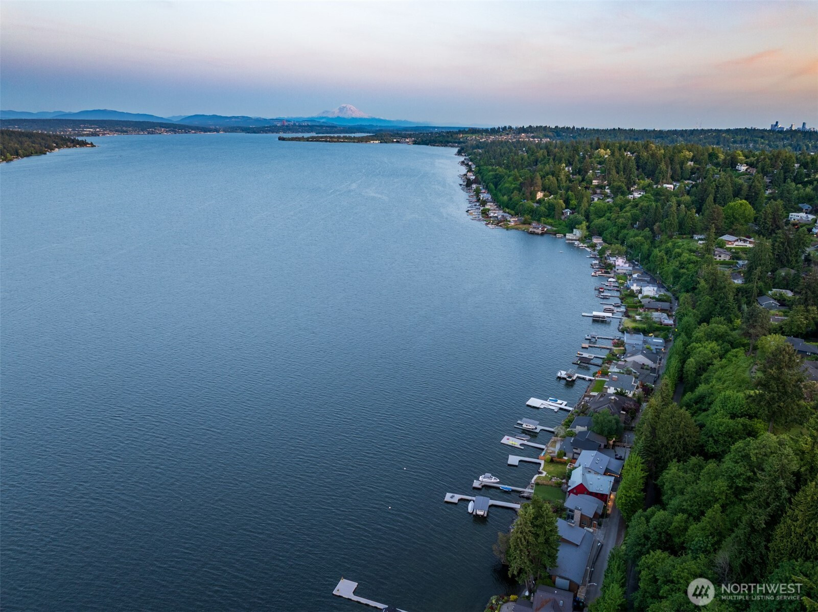 13190 Riviera Place NE, Seattle, WA 98125