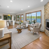 13190 Riviera Place NE, Seattle, WA 98125