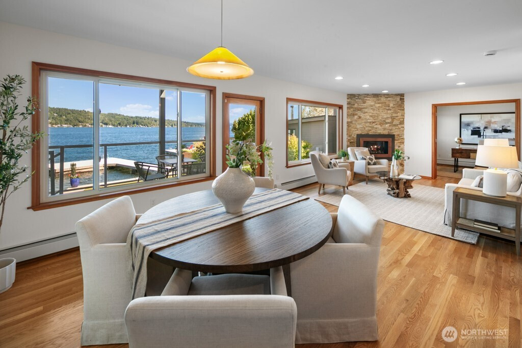 13190 Riviera Place NE, Seattle, WA 98125