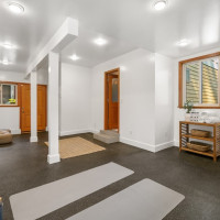 13190 Riviera Place NE, Seattle, WA 98125