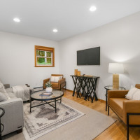 13190 Riviera Place NE, Seattle, WA 98125