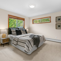 13190 Riviera Place NE, Seattle, WA 98125