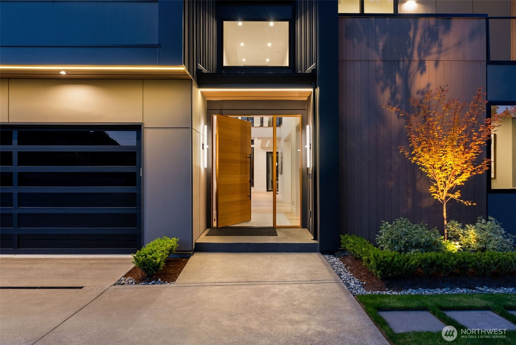 1224 108th Avenue SE, Bellevue, WA 98004