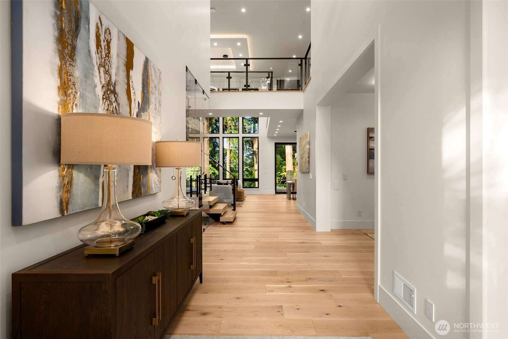 1224 108th Avenue SE, Bellevue, WA 98004