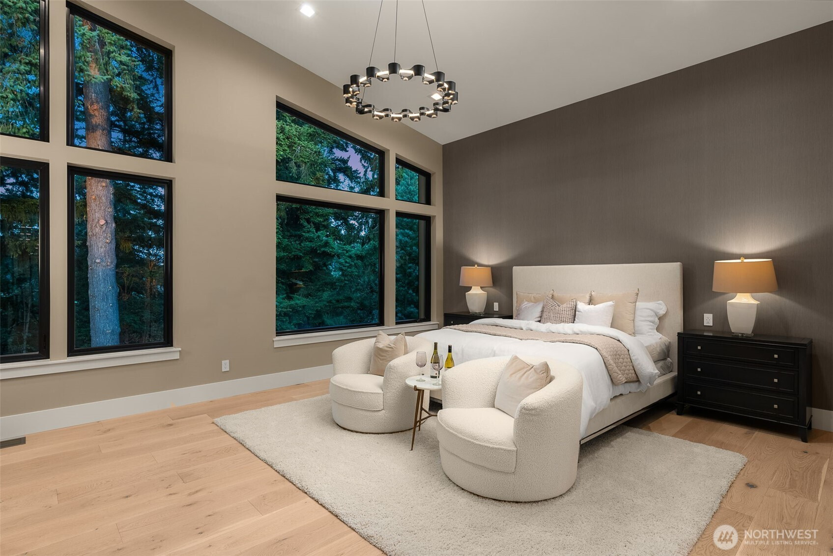 1224 108th Avenue SE, Bellevue, WA 98004