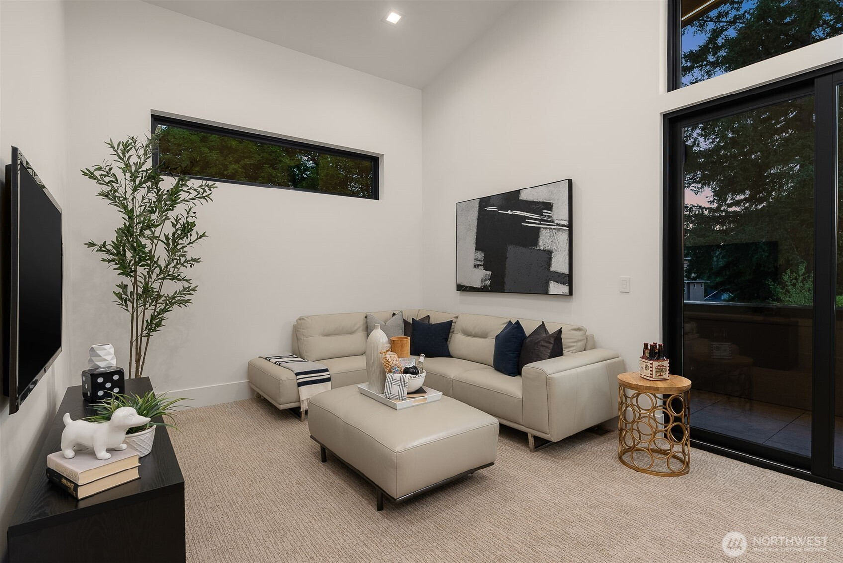 1224 108th Avenue SE, Bellevue, WA 98004