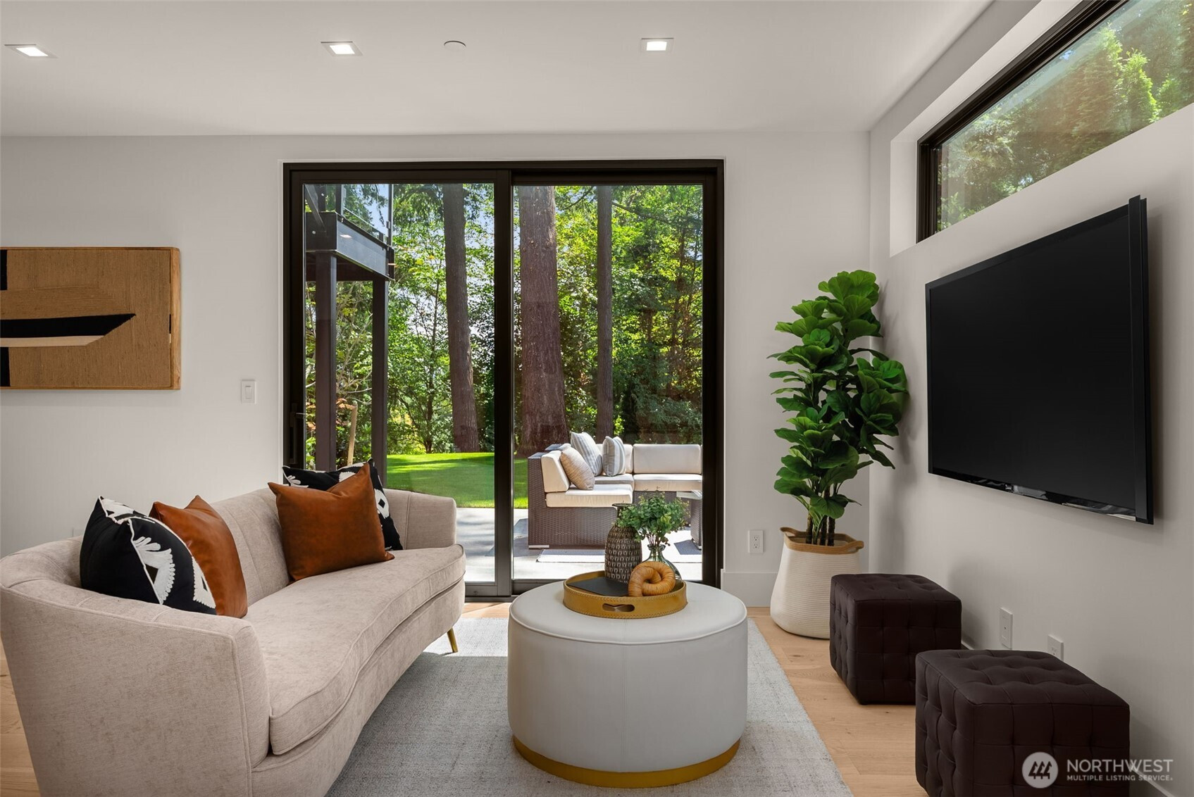 1224 108th Avenue SE, Bellevue, WA 98004