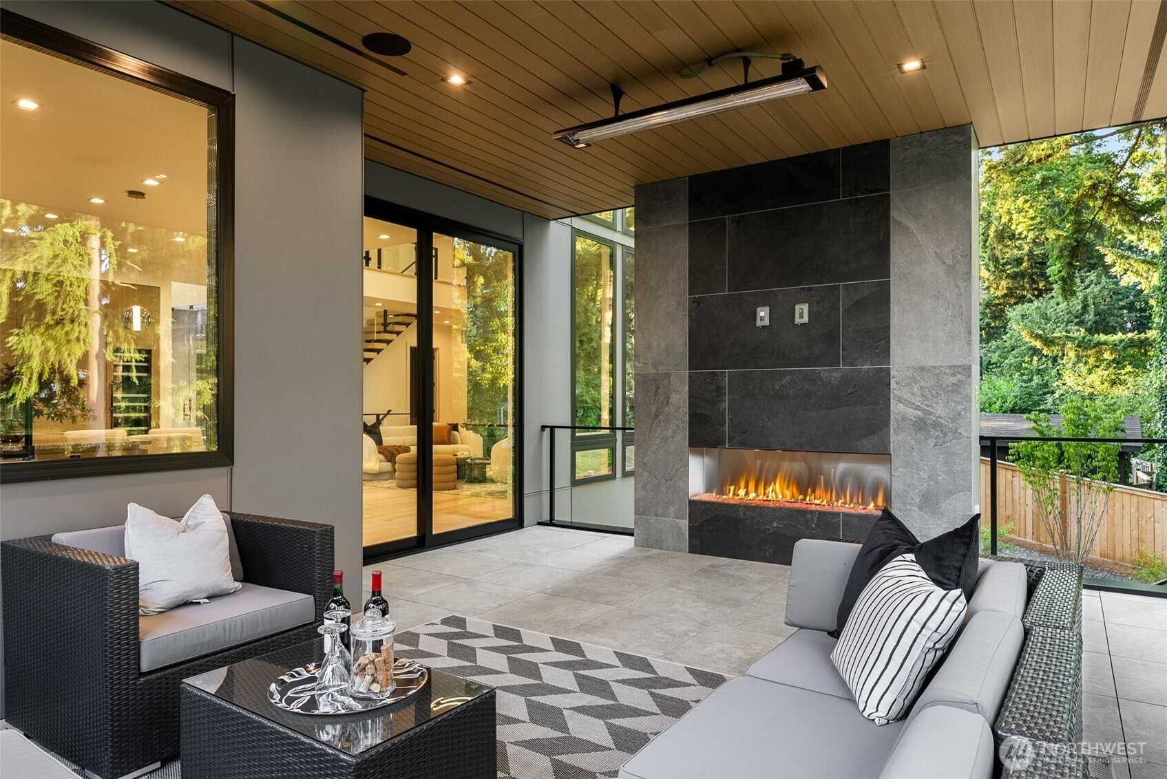 1224 108th Avenue SE, Bellevue, WA 98004