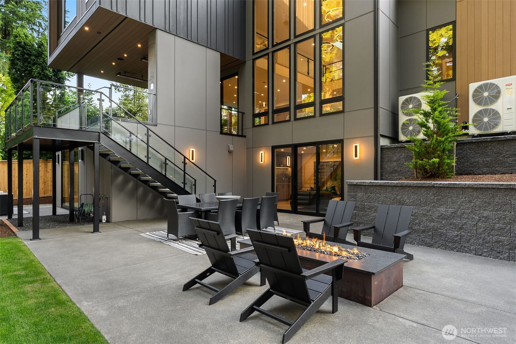 1224 108th Avenue SE, Bellevue, WA 98004