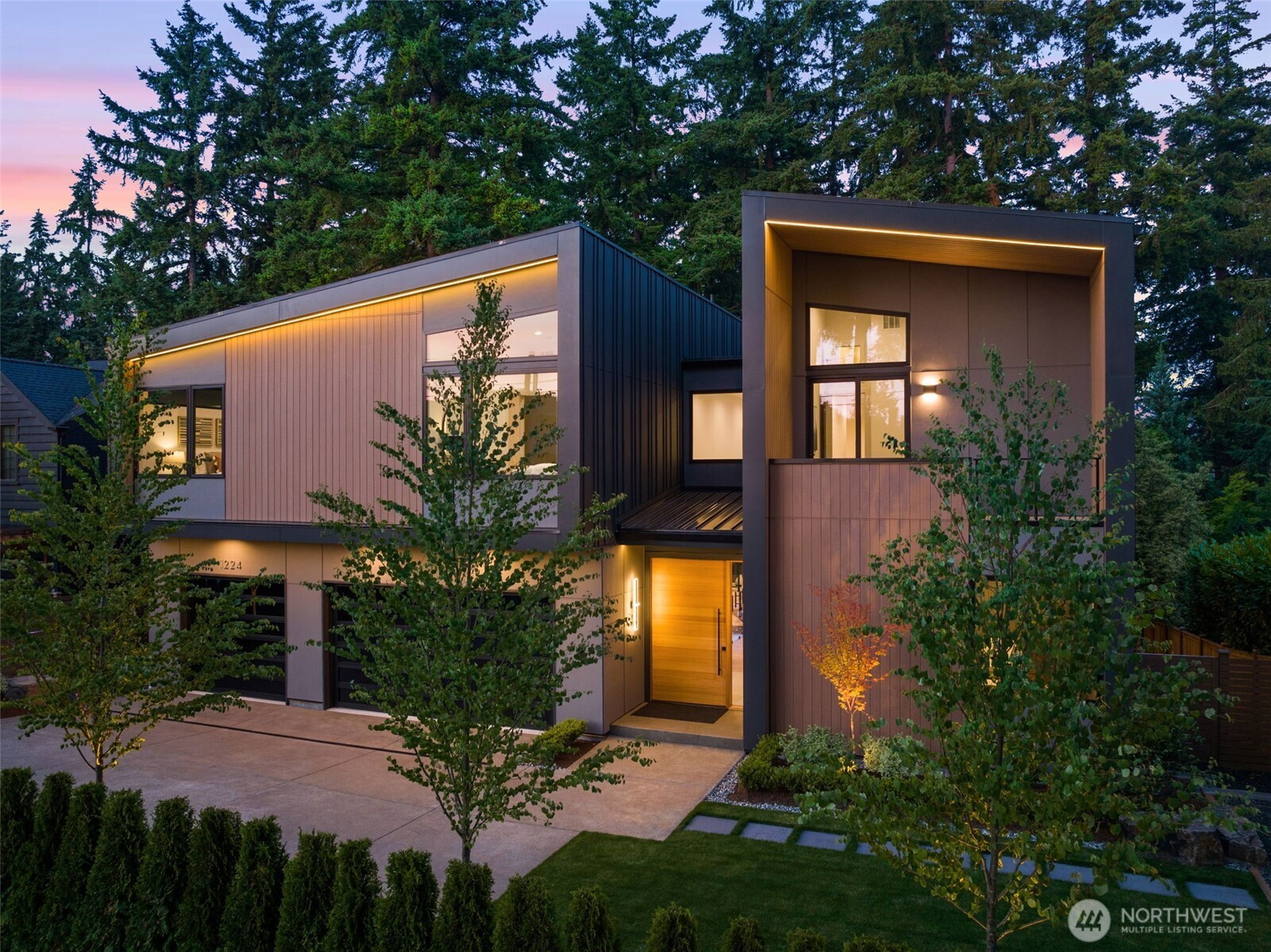 1224 108th Avenue SE, Bellevue, WA 98004