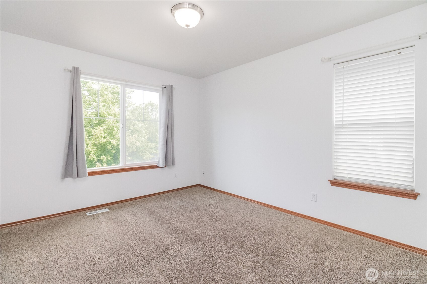 13814 174th Street Ct E, Puyallup, WA 98374