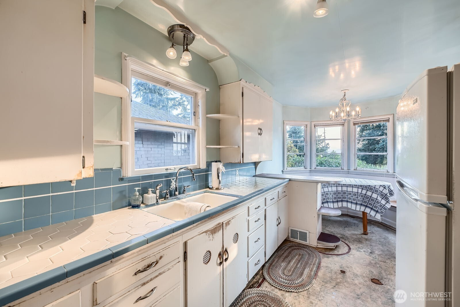 3041 52nd Avenue SW, Seattle, WA 98116