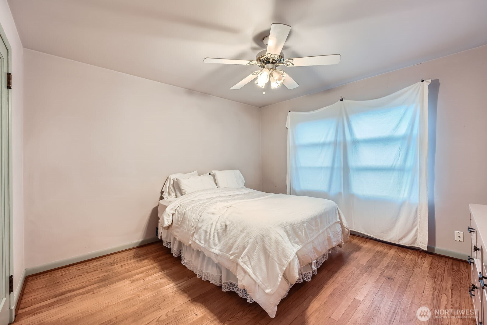 3041 52nd Avenue SW, Seattle, WA 98116