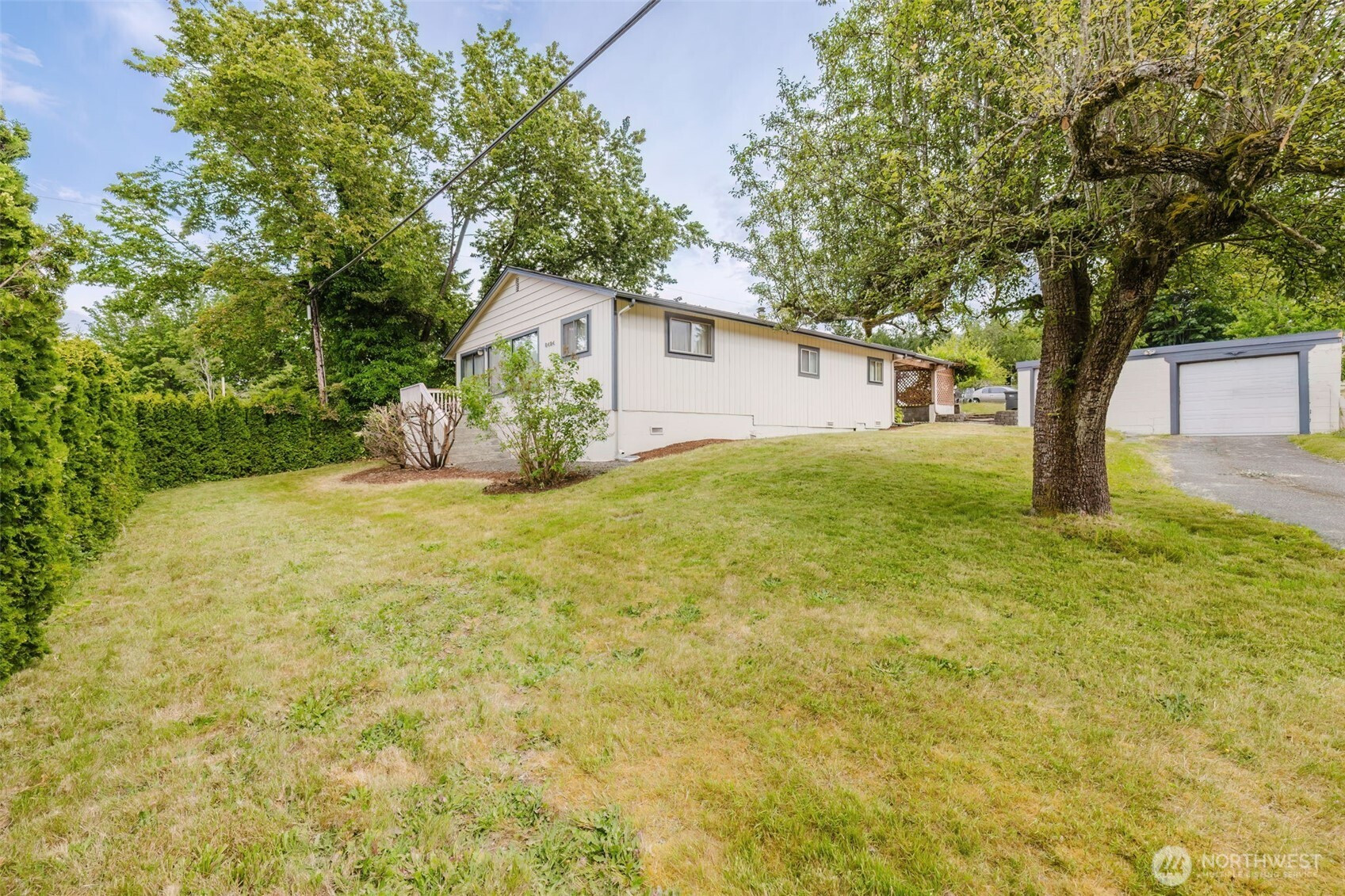 8424 SE Southworth Drive, Port Orchard, WA 98366