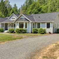 2829 Lake Langlois Road NE, Carnation, WA 98014