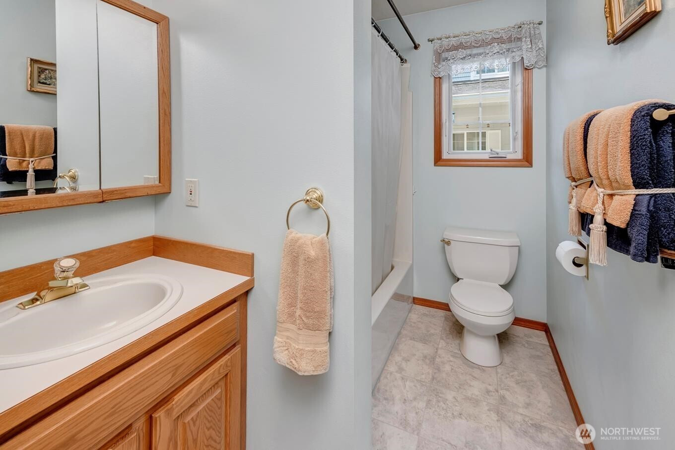 2829 Lake Langlois Road NE, Carnation, WA 98014