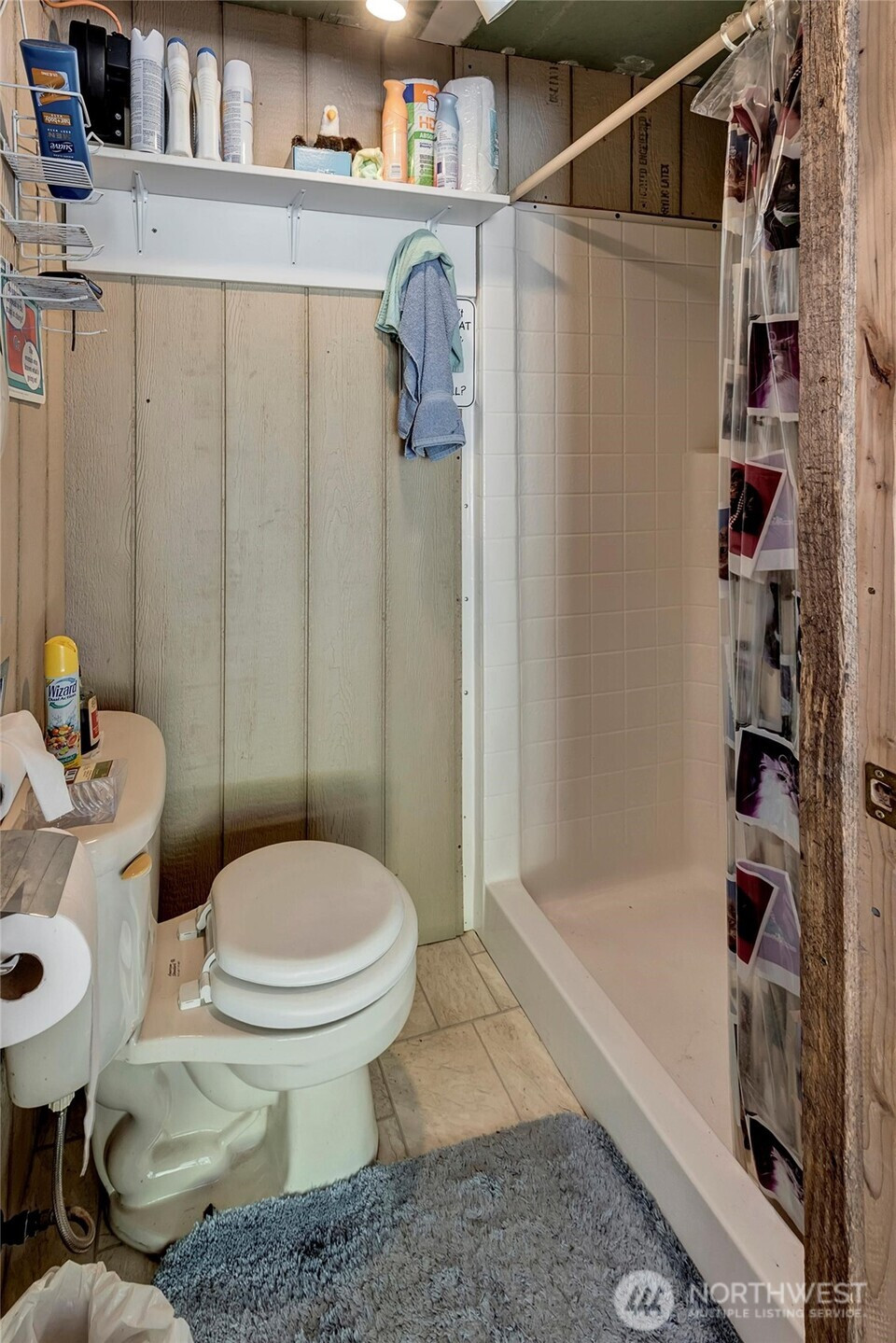 2829 Lake Langlois Road NE, Carnation, WA 98014