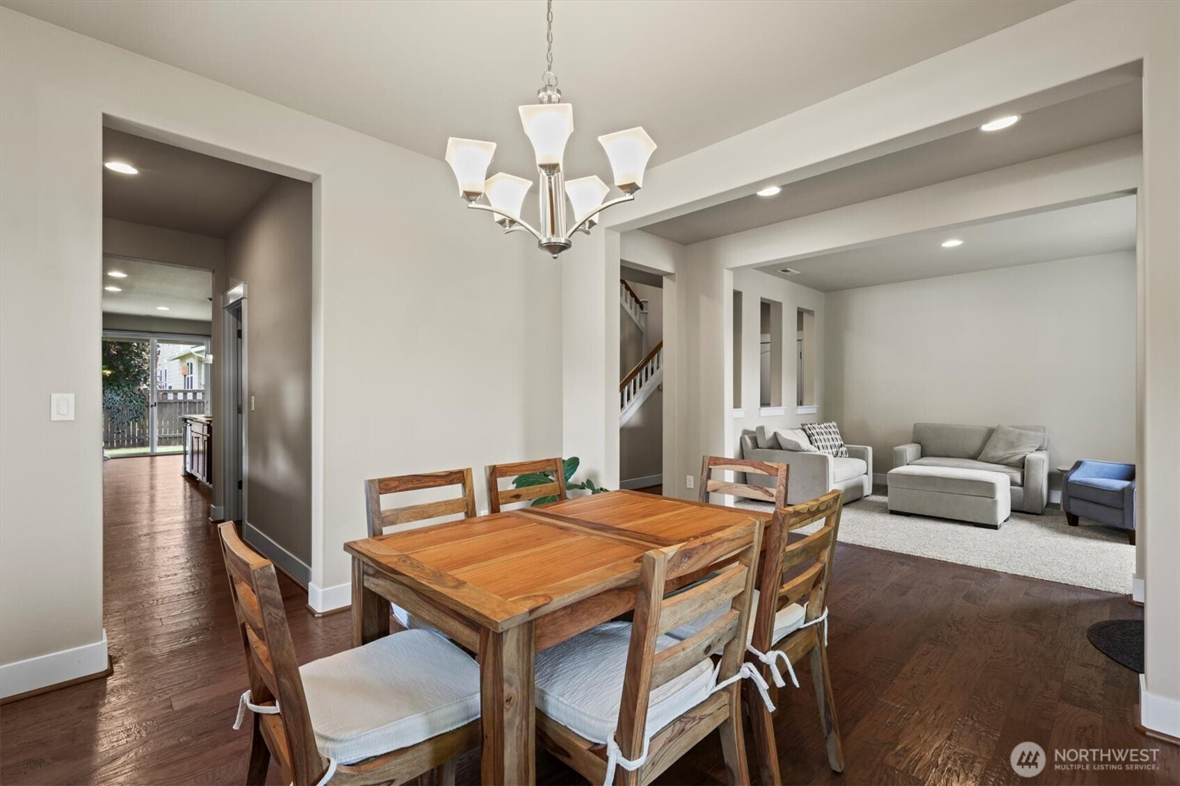 8910 Buttercup Street SE, Tumwater, WA 98501